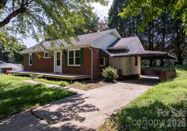1st image of 296 Pine Mountain Rd, Hudson, NC 28638 | MLS# 4412972