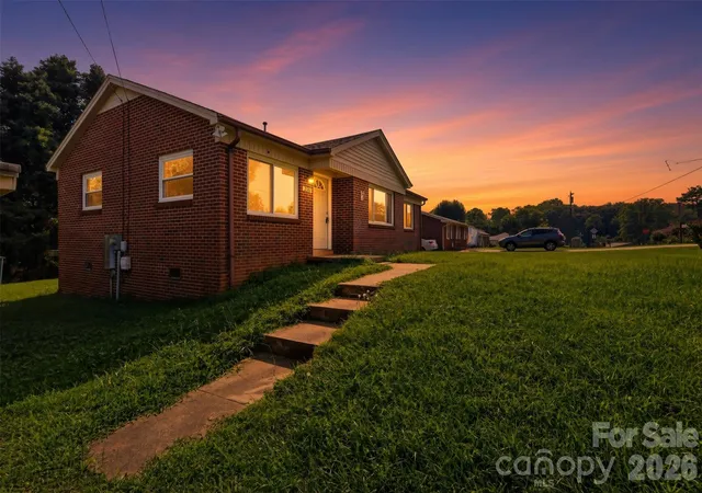 1st image of 2262 9th Avenue Dr Ne, Hickory, NC 28601 | MLS# 4412974