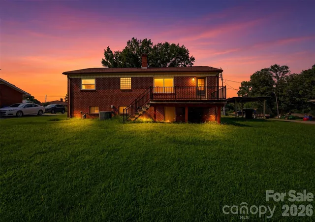4th image of 2262 9Th Avenue Dr Ne, Hickory, NC 28601 | MLS# 4412974