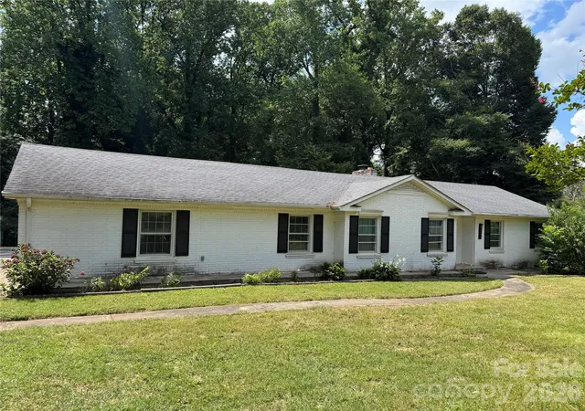 1st image of 6233 Donna Dr, Charlotte, NC 28213 | MLS# 4413001