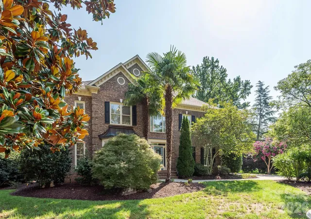 3rd image of 11645 Stonebriar Dr, Charlotte, NC 28277 | MLS# 4413035