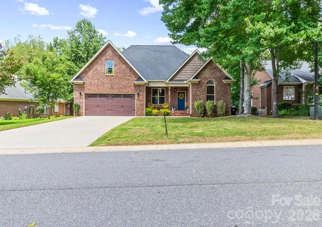 Photo 4 of Single family home for sale at 142 Bald Cypress Ln, Mooresville, NC 28115 | MLS# 4413039 | Listing updated on 2026-09-05