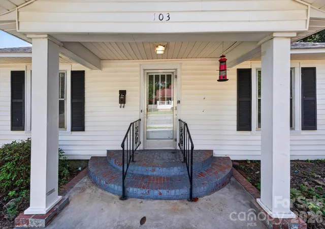 4th image of 103 N West St, Monroe, NC 28112 | MLS# 4413048