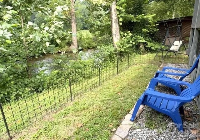 3rd image of 30 Aqua Vista Loop, Waynesville, NC 28785 | MLS# 4413050