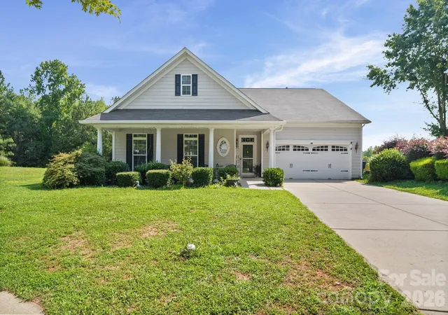 1st image of 3018 Robusta Ct, Gastonia, NC 28056 | MLS# 4413055