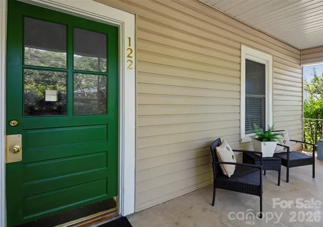 Photo 3 of Single family home for sale at 122 Edwards Ave, Swannanoa, NC 28778 | MLS# 4413077 | Listing updated on 2026-10-08