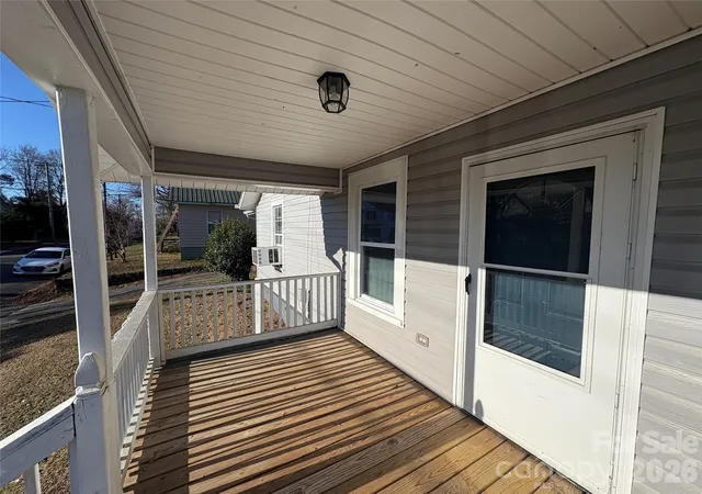 Photo 1 of House for sale at 218 Odell Dr NW, Concord, NC 28025 | MLS# 4413079 | Listing updated on 2026-09-04