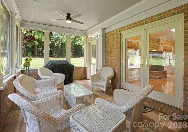 Photo 3 of Single family home for sale at 6041 Bluebird Hl Ln, Matthews, NC 28104 | MLS# 4413086 | Listing updated on 2026-10-05