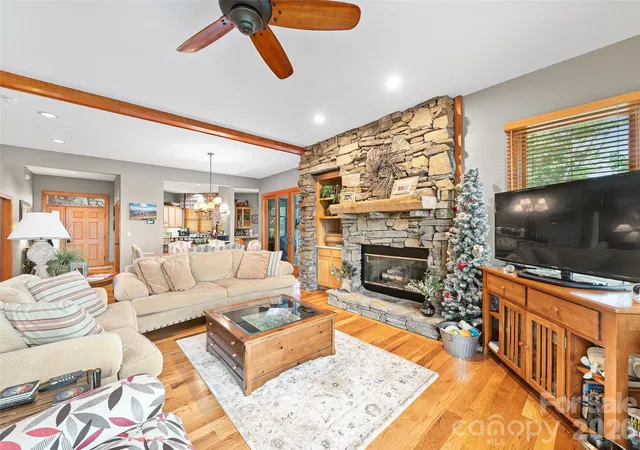 5th image of 81 Stoney Fls Loop, Burnsville, NC 28714