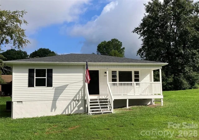2nd image of 640 Hawthorne St, Hudson, NC 28638 | MLS# 4413108