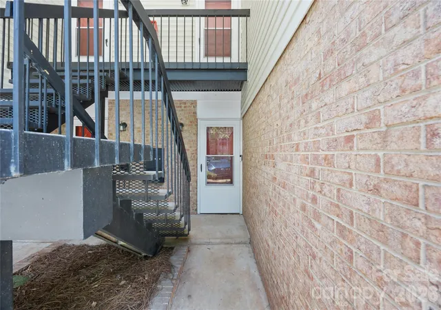 3rd image of 4605 Coronado Dr #N, Charlotte, NC 28212 | MLS# 4413113
