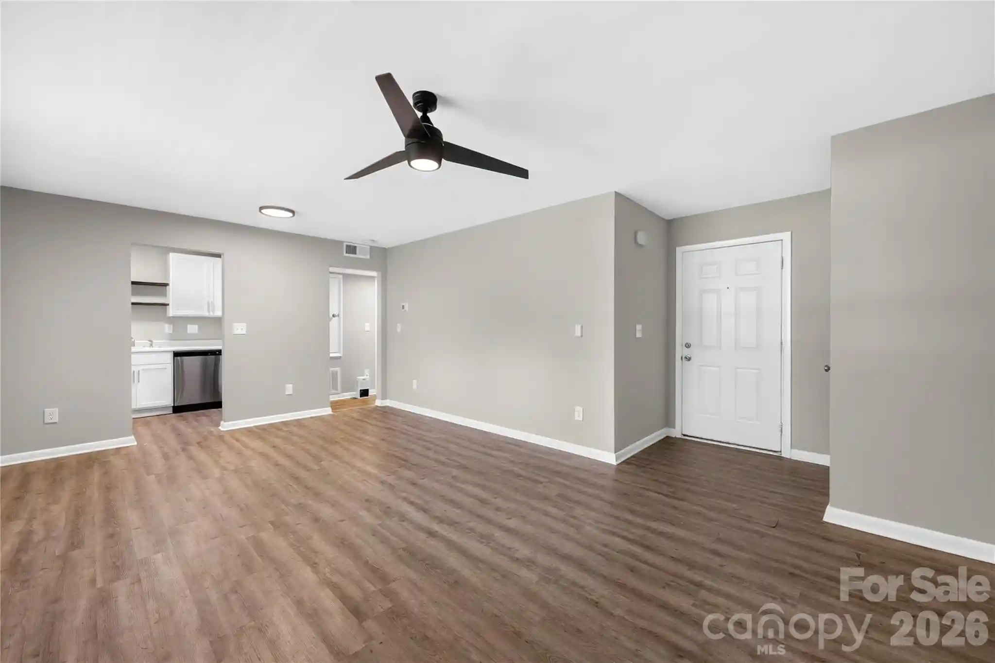 Listing Photo 1 - Condo for sale in 4605 Coronado Dr located at 4605 Coronado Dr, Charlotte, NC 28212 - Unit 4605 Coronado Dr