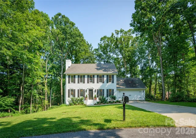 45th image of 167 Skyview Cir, Asheville, NC 28804 | MLS# 4413125