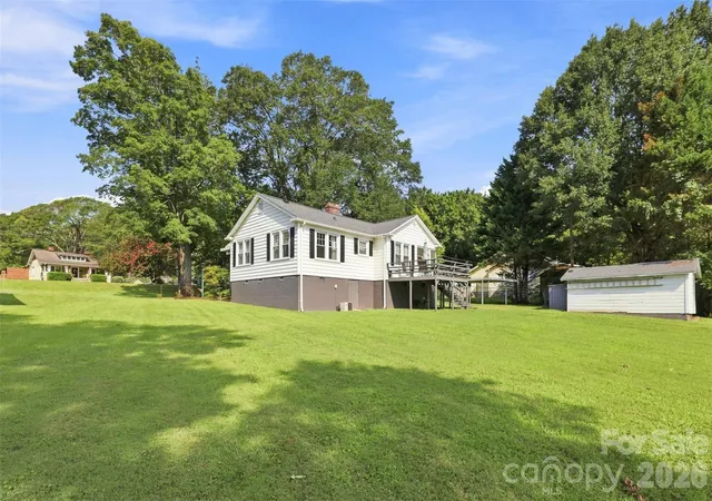 image of 1106 N Main St, Mount Holly, NC 28120 | MLS# 4413131