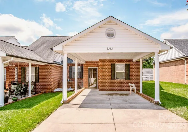 2nd image of 6242 Orchid Ct, Denver, NC 28037 | MLS# 4413136