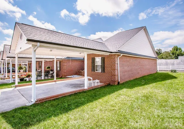 3rd image of 6242 Orchid Ct, Denver, NC 28037 | MLS# 4413136