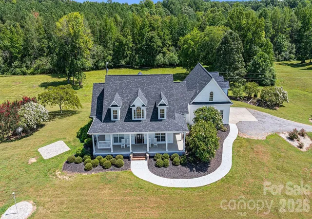 Photo 1 of Single family home for sale at 940 Wade Funderburk Rd, Pageland, SC 29728 | MLS# 4413137 | Listing updated on 2026-10-04