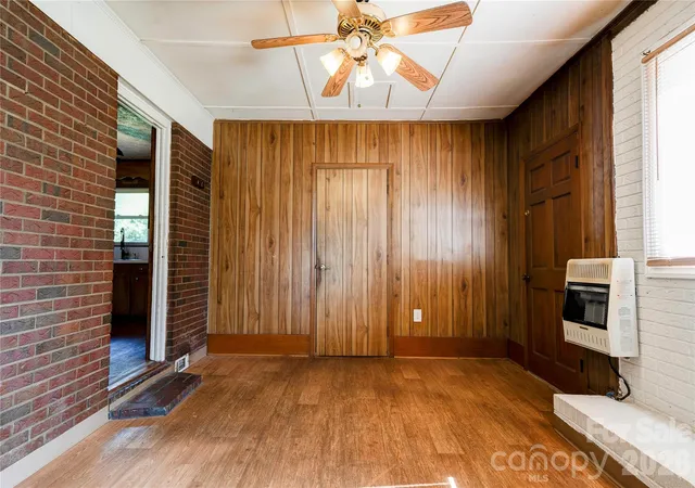 Photo 3 of Single family home for sale at 720 Levi St, Shelby, NC 28152 | MLS# 4413161 | Listing updated on 2026-10-07