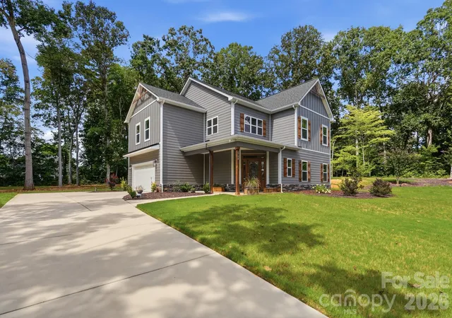Photo 4 of Single family home for sale at 2704 Yellow Bell Way, Monroe, NC 28112 | MLS# 4413167 | Listing updated on 2026-09-20