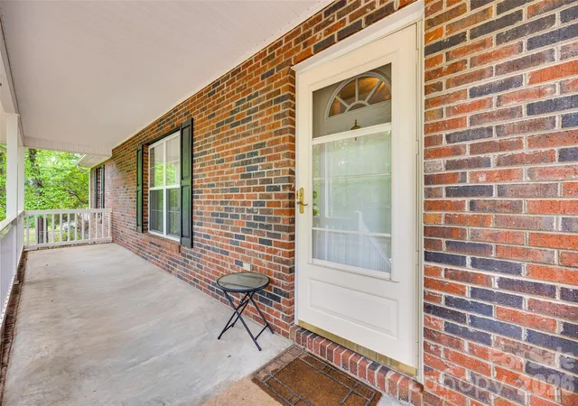 Photo 2 of Single family home for sale at 231 Roberts Ave, York, SC 29745 | MLS# 4413194 | Listing updated on 2026-08-14