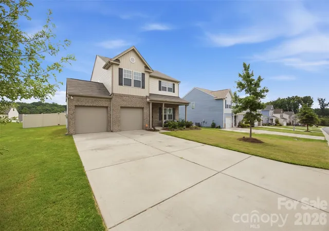 Photo 4 of Single family home for sale at 254 Austen Lakes Dr, York, SC 29745 | MLS# 4413205 | Listing updated on 2026-08-13