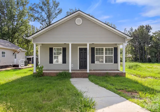Photo 1 of Single family home for sale at 1132 Carolina Ave Ext, Rock Hill, SC 29730 | MLS# 4413214 | Listing updated on 2026-10-02