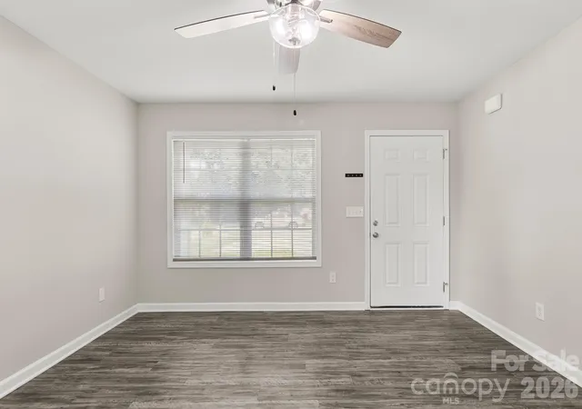 Photo 4 of Single family home for sale at 1132 Carolina Ave Ext, Rock Hill, SC 29730 | MLS# 4413214 | Listing updated on 2026-10-02