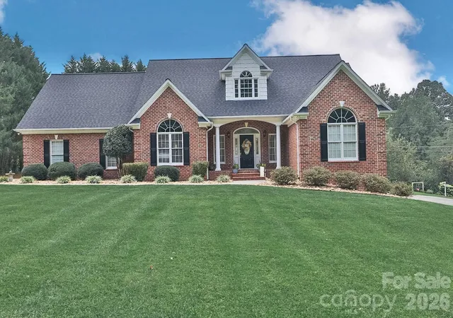 Photo 2 of Single family home for sale at 531 Westbrook St, Jonesville, NC 28642 | MLS# 4413218 | Listing updated on 2026-09-25