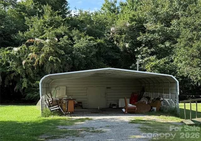 Photo 2 of Single family home for sale at 75 Mountain View Dr, Taylorsville, NC 28681 | MLS# 4413223 | Listing updated on 2026-08-15