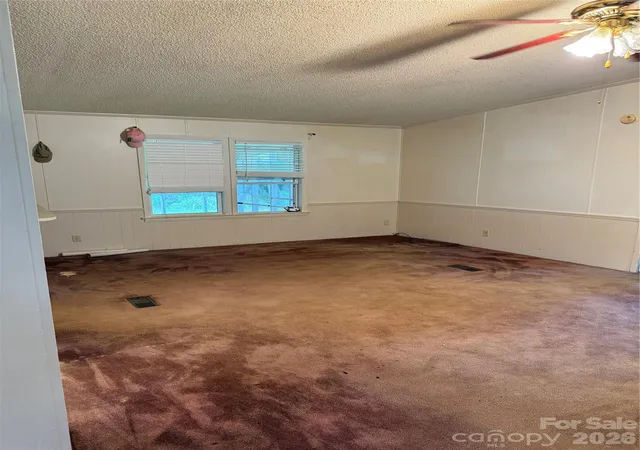 Photo 3 of Single family home for sale at 75 Mountain View Dr, Taylorsville, NC 28681 | MLS# 4413223 | Listing updated on 2026-08-15