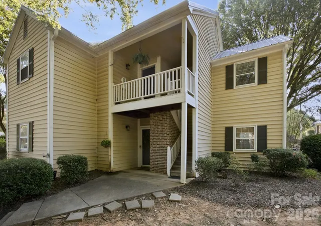 Photo 2 of Condo for sale at 3200 Selwyn Farms Ln #1, Charlotte, NC 28209 | MLS# 4413241 | Listing updated on 2026-09-04