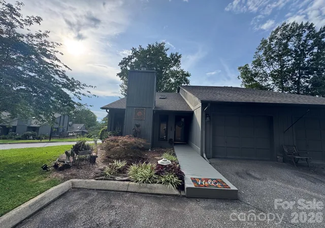 3rd image of 501 Independence Trl, Morganton, NC 28655 | MLS# 4413269