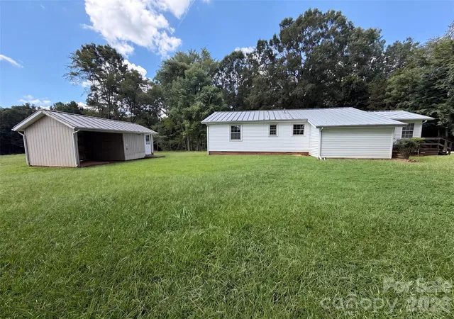5th image of 5100 Robinwood Dr, Charlotte, NC 28215 | MLS# 4413281