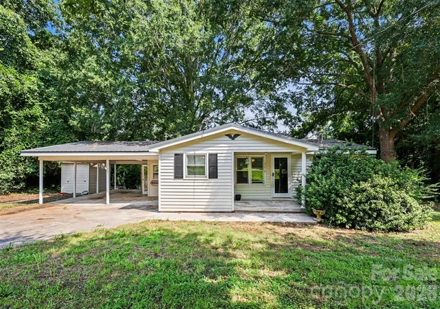 1st image of 14059 W Hwy 55 Hwy, Blacksburg, SC 29702 | MLS# 4413284