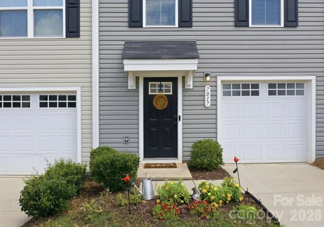 Photo 2 of Townhouse for sale at 7017 Brightwork Ln, Charlotte, NC 28269 | MLS# 4413296 | Listing updated on 2026-08-22