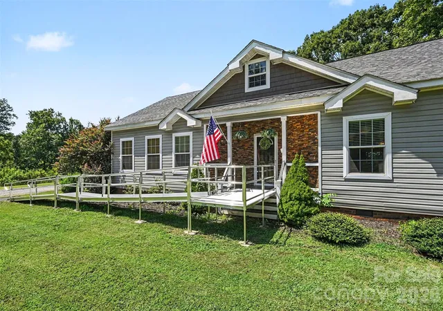 2nd image of 140 Broome Farm Ln, Mooresville, NC 28115 | MLS# 4413298