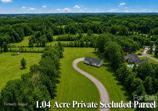 1st image of 140 Broome Farm Ln, Mooresville, NC 28115 | MLS# 4413298