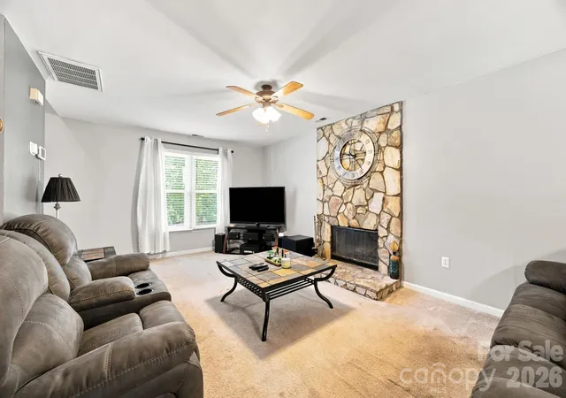 Photo 2 of Sale Pending at 5512 River Fls Dr #16, Charlotte, NC 28215 | MLS# 4413301 | Listing updated on 2026-09-12