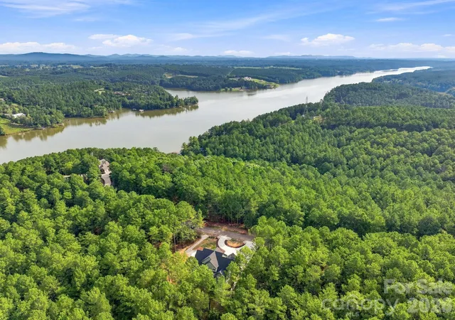 3rd image of 2189 Lighthouse Ln, Connelly Springs, NC 28612 | MLS# 4413313