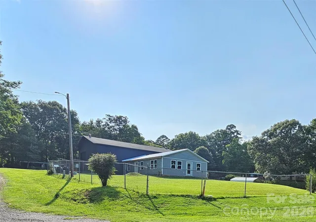 2nd image of 225 Eighth Ave, New London, NC 28127 | MLS# 4413315
