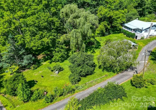 Photo 5 of Single family home for sale at 901 Rufus Robinson Rd, Sylva, NC 28779 | MLS# 4413347 | Listing updated on 2026-09-02