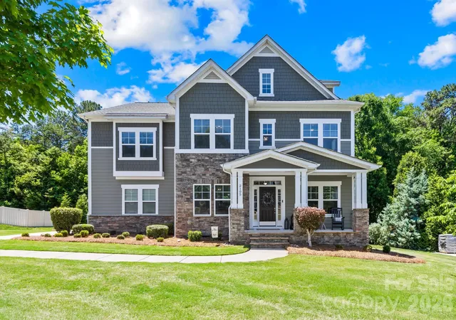 1st image of 2105 Madeira Cir, Waxhaw, NC 28173 | MLS# 4413360