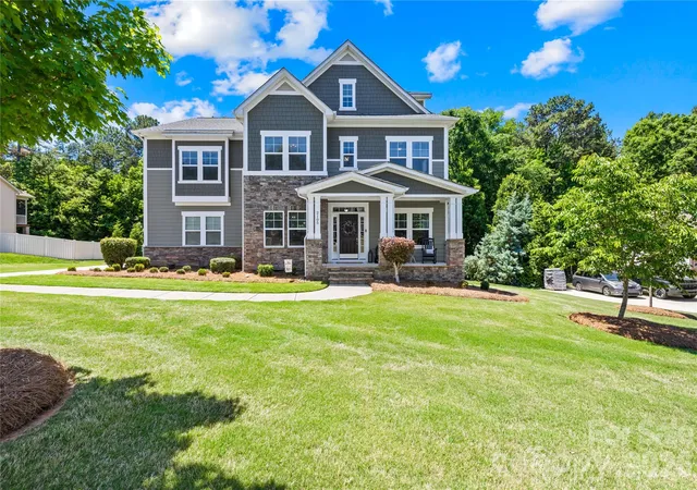 2nd image of 2105 Madeira Cir, Waxhaw, NC 28173 | MLS# 4413360