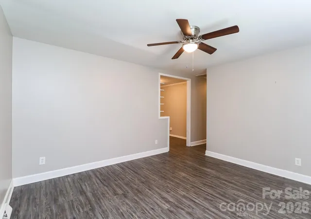 3rd image of 6424 Springfield Dr, Charlotte, NC 28212 | MLS# 4413387