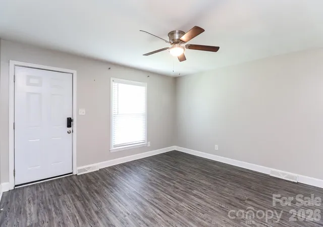 4th image of 6424 Springfield Dr, Charlotte, NC 28212 | MLS# 4413387