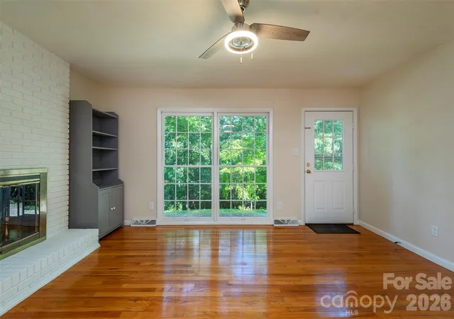 3rd image of 76 Maple Springs Rd, Asheville, NC 28805 | MLS# 4413392