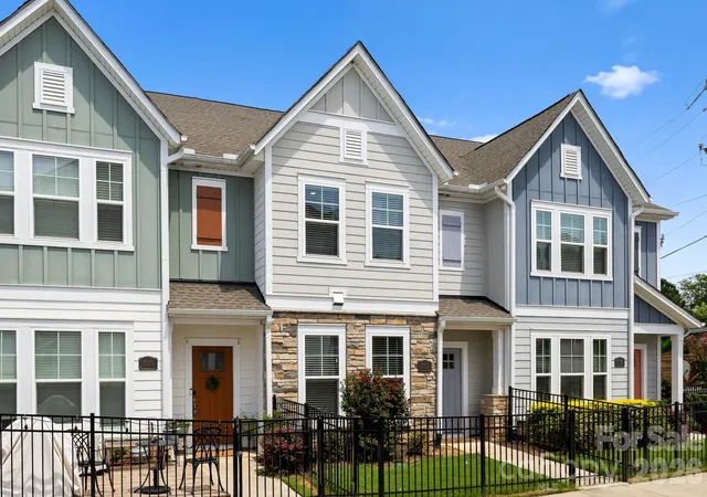 image of 5012 Calvine Mill Wy, Charlotte, NC 28205 | MLS# 4413396