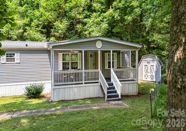 Photo 1 of Single family home for sale at 1903 Old Mountain Rd, Mars Hill, NC 28754 | MLS# 4413410 | Listing updated on 2026-08-18