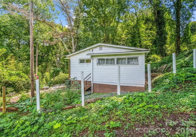 4th image of 333 N Meridian St, Rutherfordton, NC 28139 | MLS# 4413431