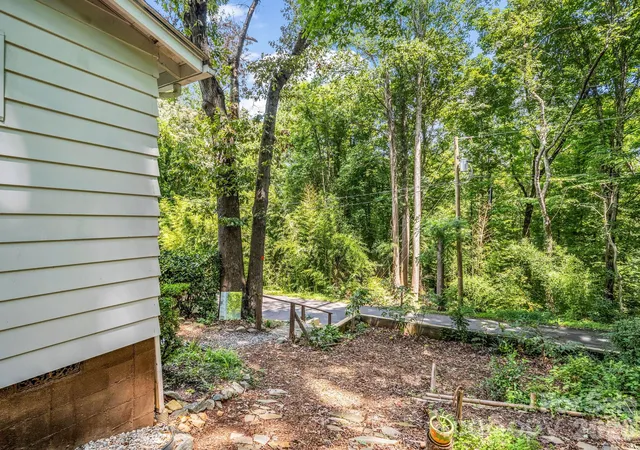 5th image of 333 N Meridian St, Rutherfordton, NC 28139 | MLS# 4413431